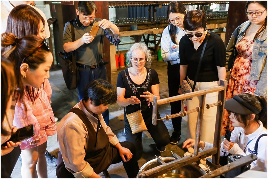 4“大師對話:魯迅與易卜生”跨時空對話烏鎮行新葡京娱乐城古韻今風共繪江南新畫卷——202(图3) 4“大師對話:魯迅與易卜生”跨時空對話烏鎮行新葡京娱乐城古韻今風共繪江南新畫卷——202(图3)